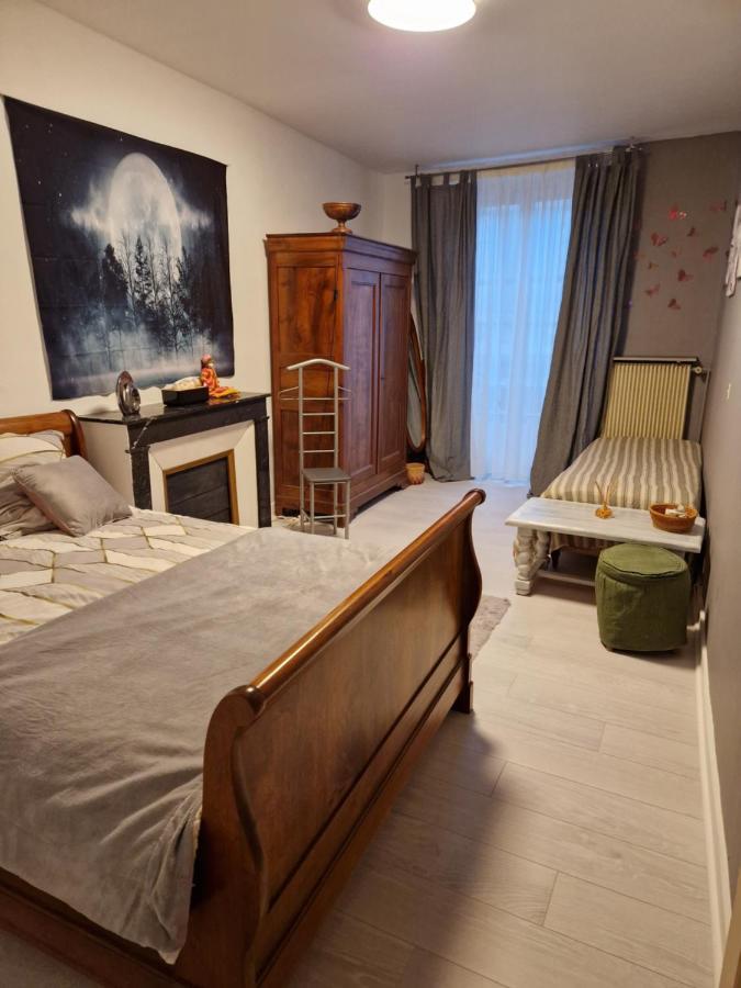 Appartement 120 M² Duplex Coeur Historique Au Calme Le Puy-en-Velay Ngoại thất bức ảnh