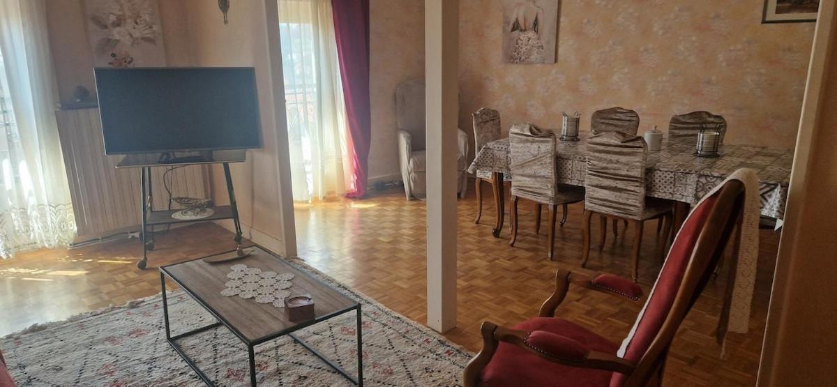 Appartement 120 M² Duplex Coeur Historique Au Calme Le Puy-en-Velay Ngoại thất bức ảnh